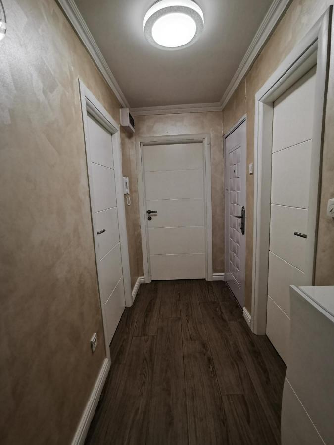 Lux Apartman 34 Banja Luka Exterior foto